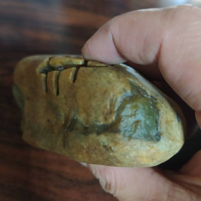 緬甸翡翠原石大馬坎 原石 賭石 雕刻 藝品  傳家 收藏 附有鑑定證書