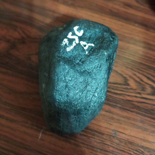 緬甸翡翠原石莫灣基 原石 賭石 雕刻 藝品  傳家 收藏 附有鑑定證書