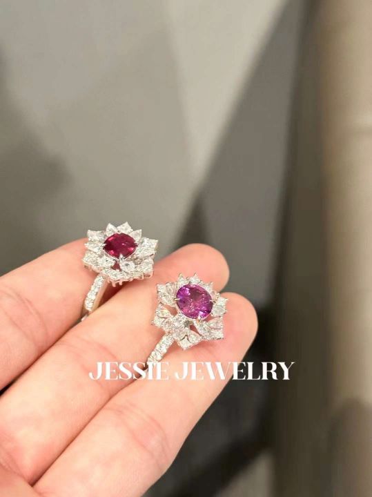 立體白蓮花鑲嵌彩寶戒指