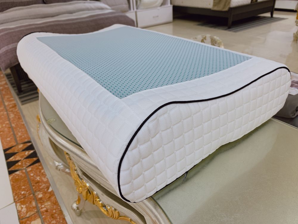 冰涼爽凝膠 人體工學記憶枕