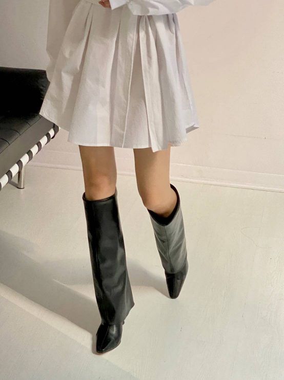 韓國代購 方尖頭反折傘狀造型高跟長靴褲管靴